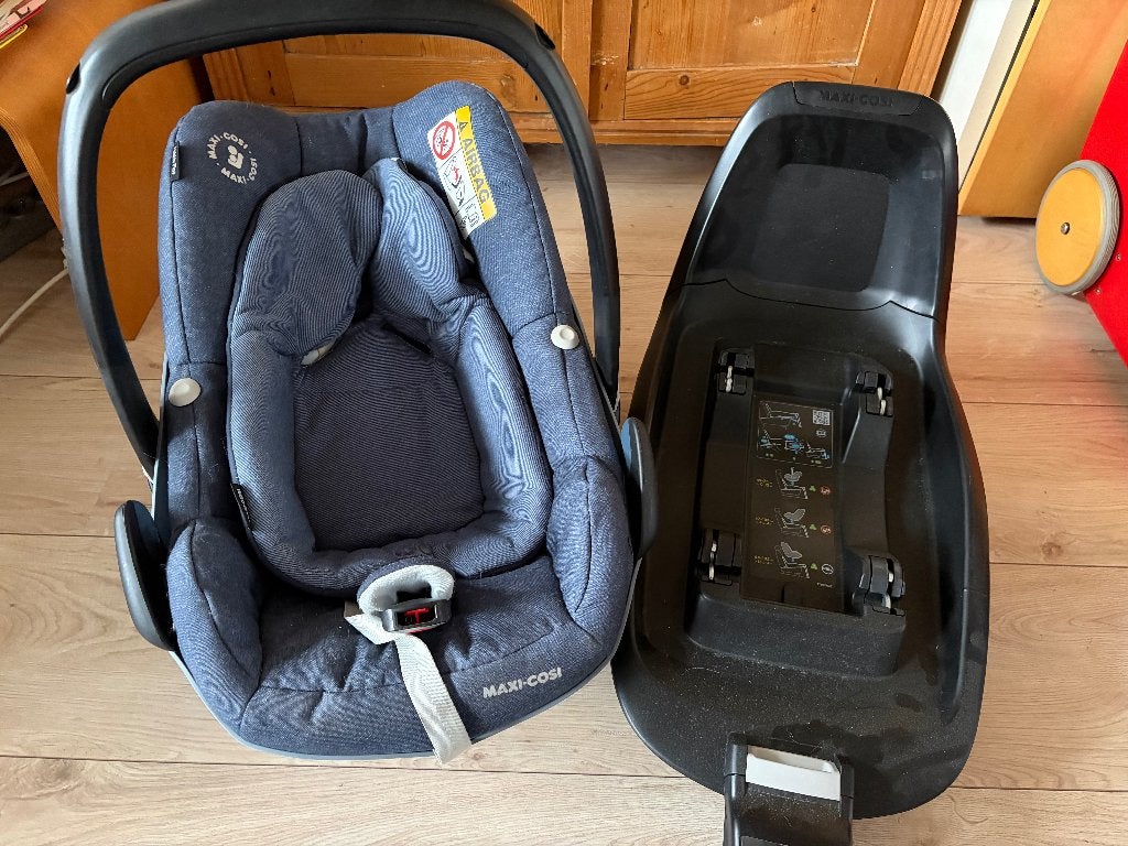 Maxi-Cosi Pebble plus + 2wayFix auto isofix base, Ophalen, Zijbescherming, Zo goed als nieuw, Isofix
