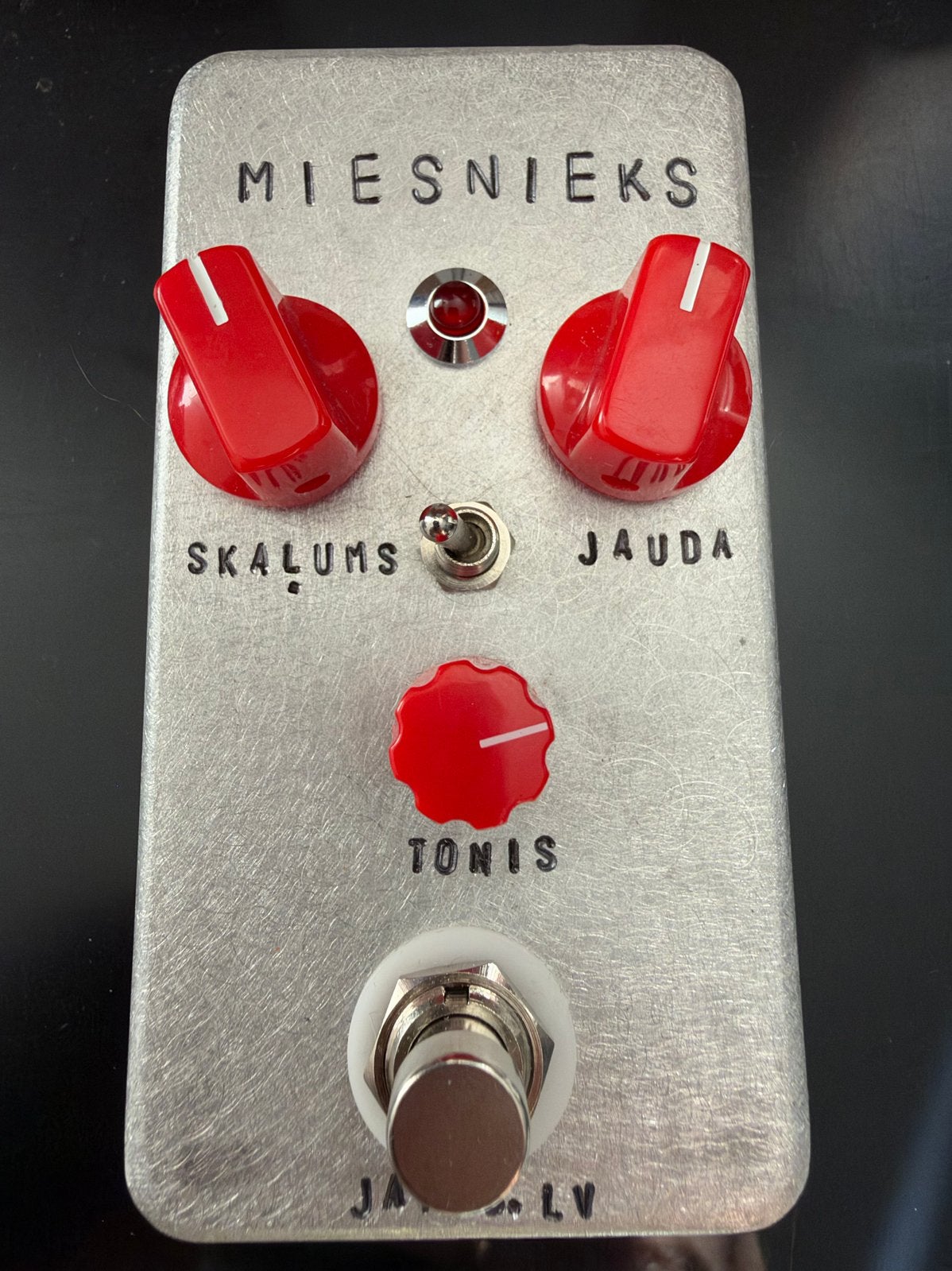 JĀNIS.LV Miesnieks Overdrive Distortion Pedaal Custom, Muziek en Instrumenten, Ophalen of Verzenden, Zo goed als nieuw, Distortion, Overdrive of Fuzz