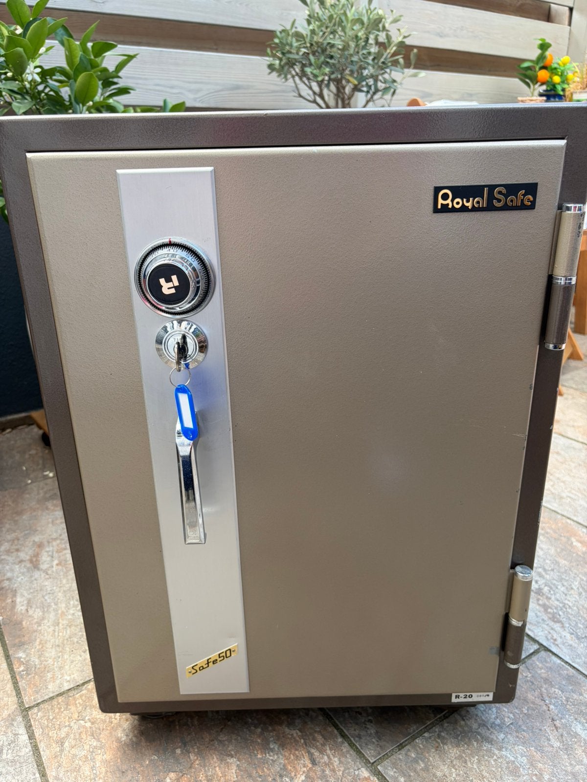 Inbraakwerende en 2 uur brandwerende Royal Safe R20 kluis, Ophalen, Zo goed als nieuw, Brandkast