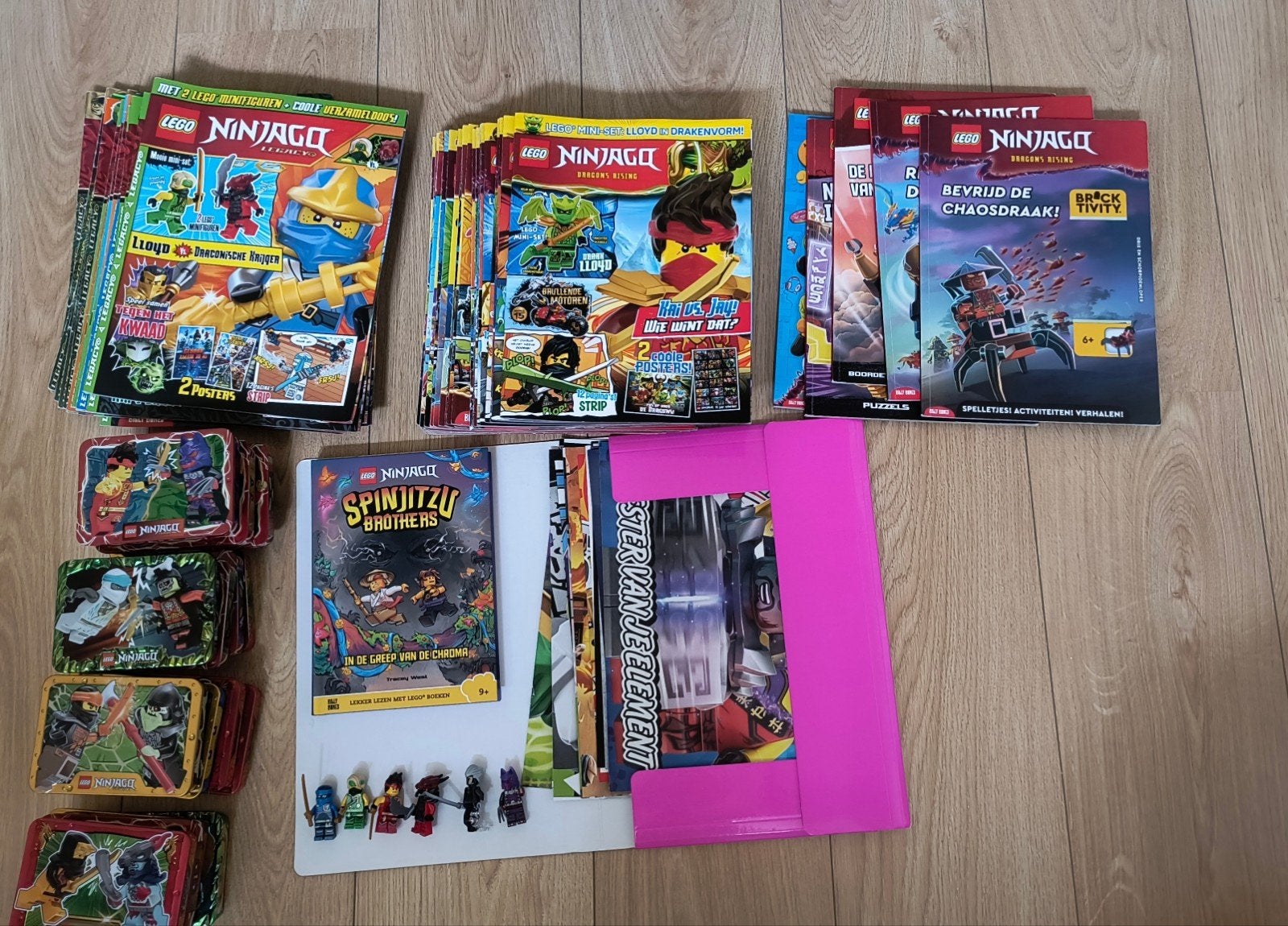 LEGO Ninjago: magazines, blikken, poppetjes, Ophalen, Zo goed als nieuw