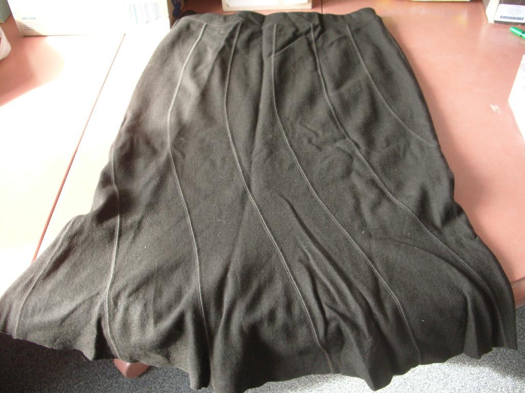 Marc Cain dames rok, Kleding | Dames, Bruin, Maat 42/44 (L), Ophalen of Verzenden, Zo goed als nieuw