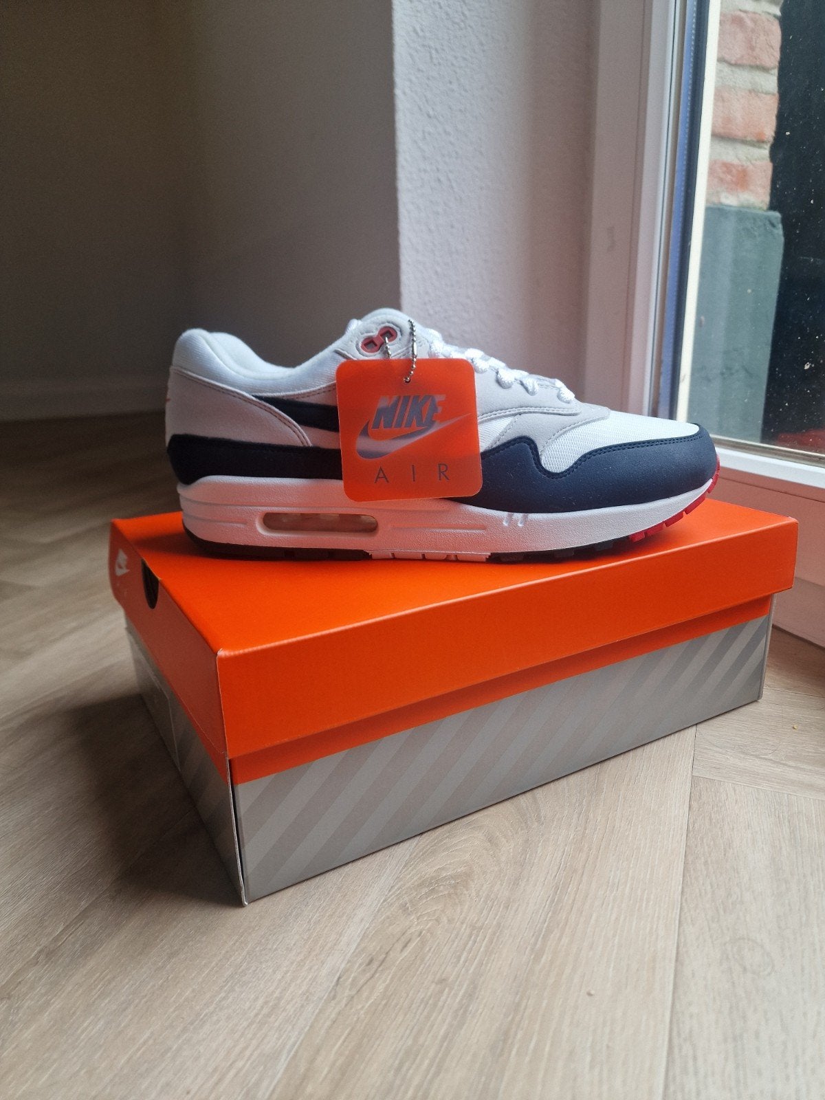 Nike Air Max 1 Anniversary OG Obsidian - Maat 44, Ophalen of Verzenden, Nieuw, Blauw