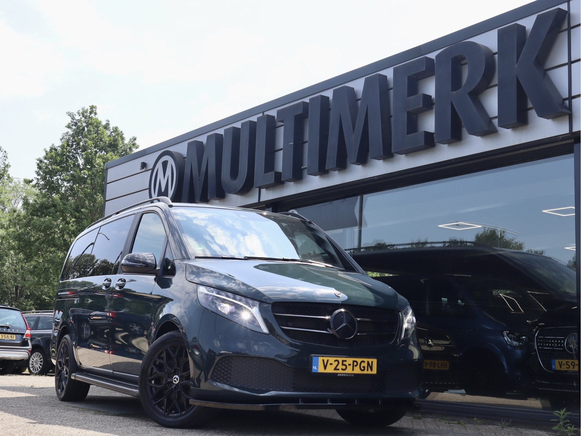 Mercedes-Benz V-Klasse 250 LANG LUXE DUBBELE CABINE 4-MATIC, Auto's, Bestelauto's, Automaat, Parkeersensor, Gebruikt, Bedrijf