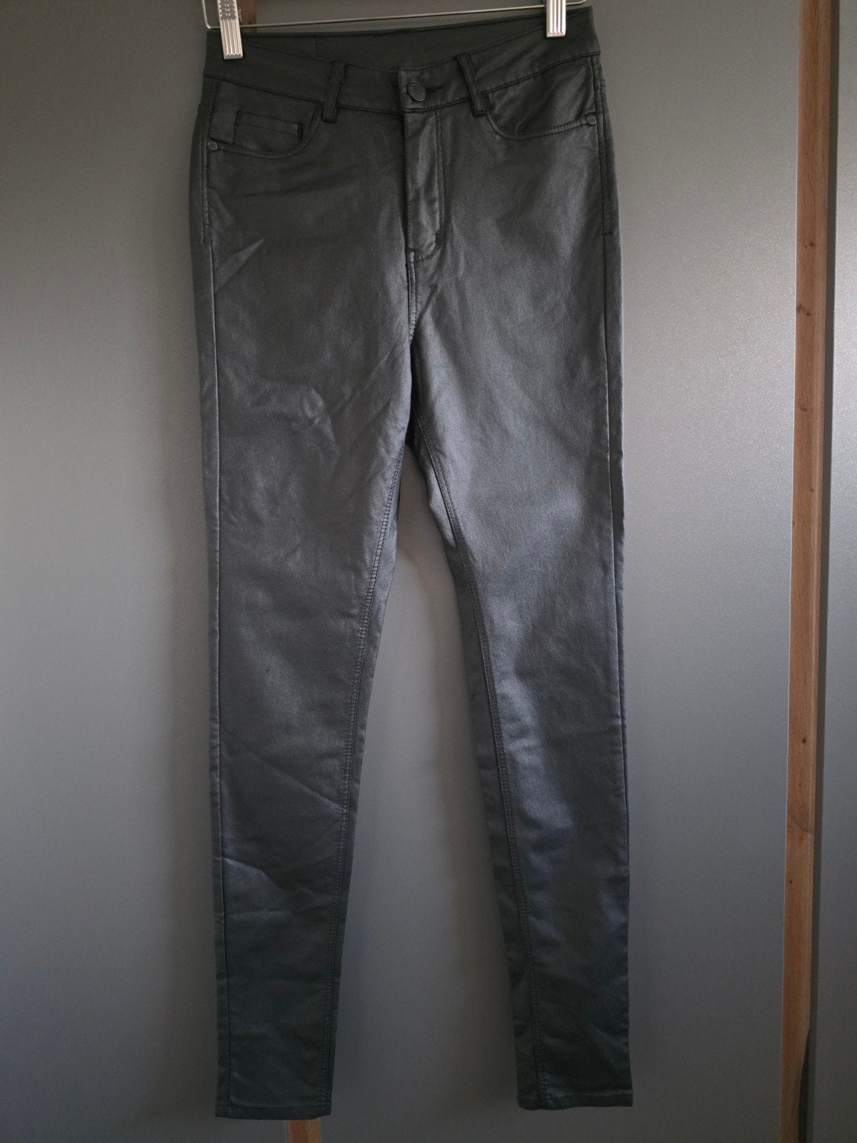Everme gecoate broek maat 38, Maat 38/40 (M), Zwart, Ophalen of Verzenden, Zo goed als nieuw