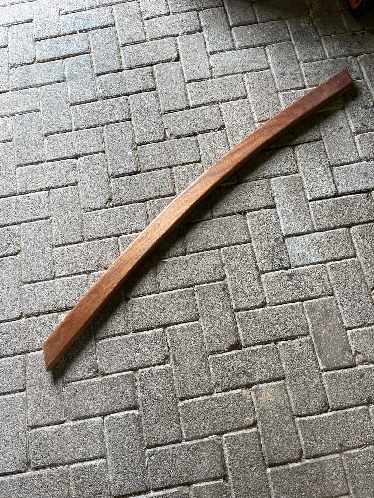 Houten tramleuning - Gebogen en robuust, Doe-het-zelf en Verbouw, Hout en Planken, Ophalen, Gebruikt, Overige typen, 200 tot 250 cm