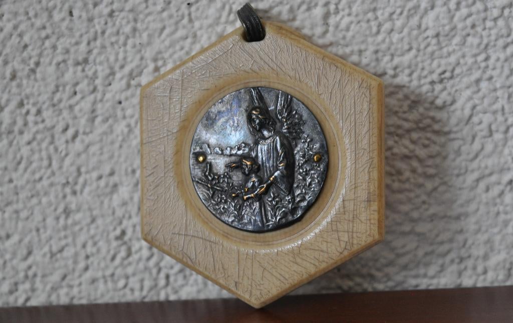 Oude Franse Wieg Medaille Beschermengel 6 cm, Ophalen of Verzenden, Gebruikt, Sieraad