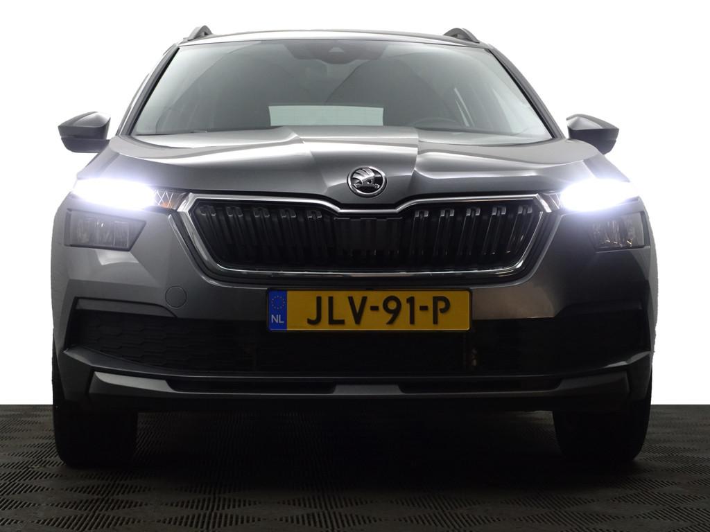 Skoda Kamiq 1.0 TSI Sport Business Aut- Carplay, Android Aut, Auto's, Skoda, Stof, Gebruikt, Met garantie (alle), 620 kg