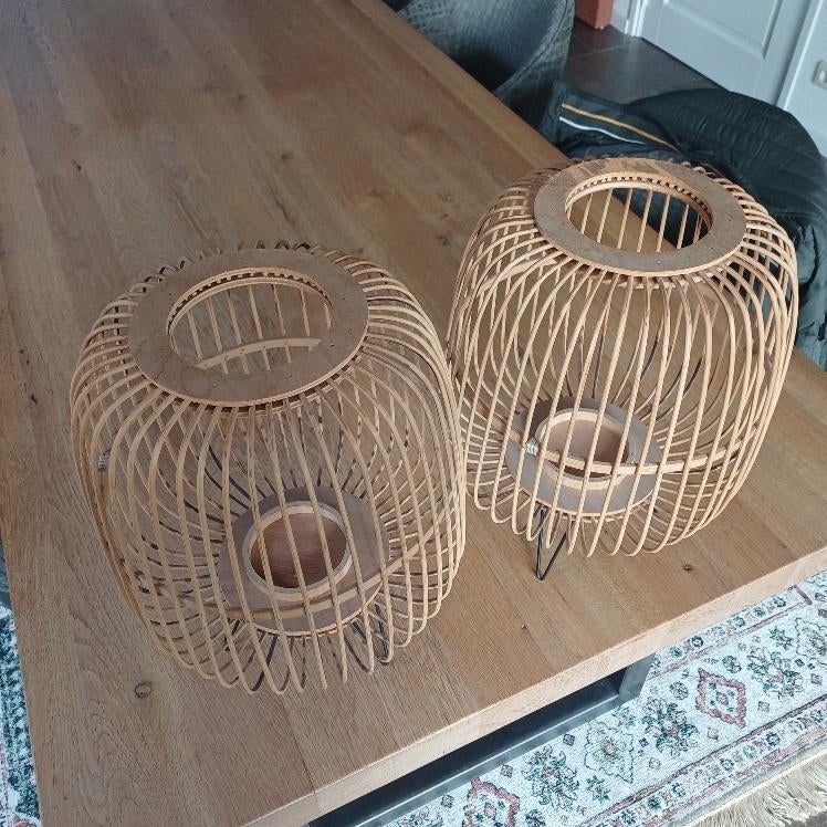 2 grote, rotan windlichten, Zonne-energie, Wandlamp, Ophalen of Verzenden, Zo goed als nieuw