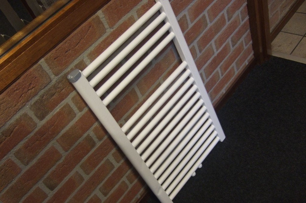 Designradiator wit 800 x 450 mm, Ophalen, Nieuw