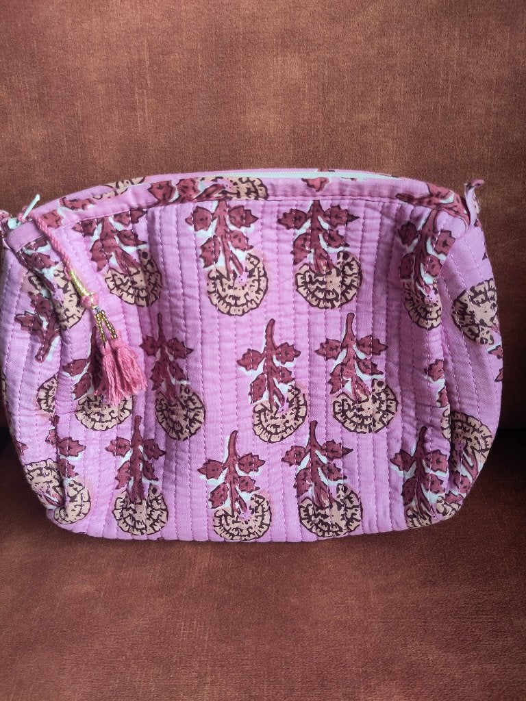 Toilettas roze, nieuw! Niet gebruikt. 20x10 cm., Sieraden, Tassen en Uiterlijk, Toilettassen, Ophalen of Verzenden, Nieuw, Roze