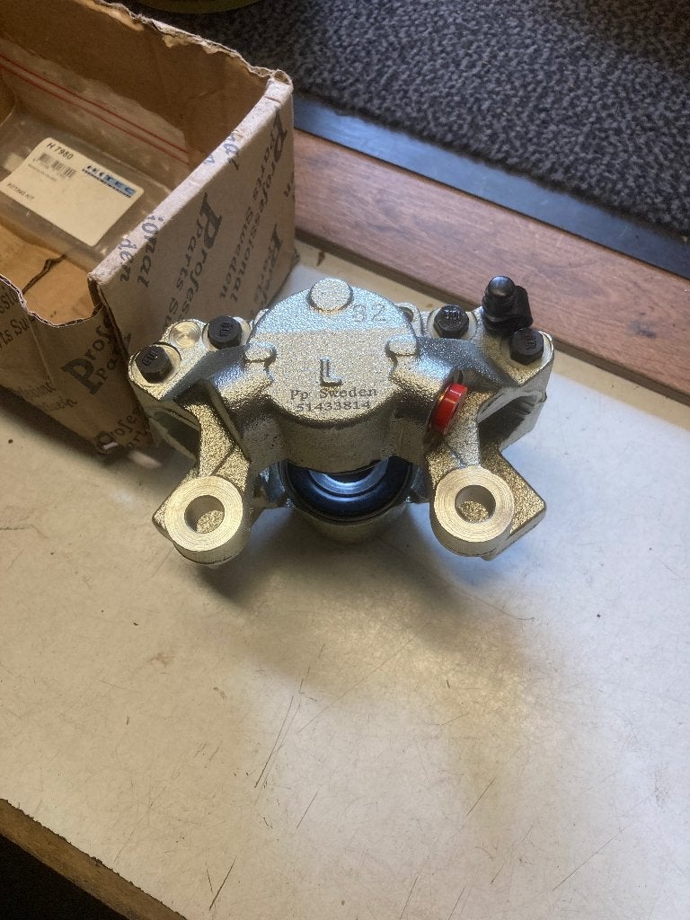 Remklauw Volvo 850+S70+V70+C70 links achter Nieuw, Ophalen of Verzenden, Nieuw, Volvo
