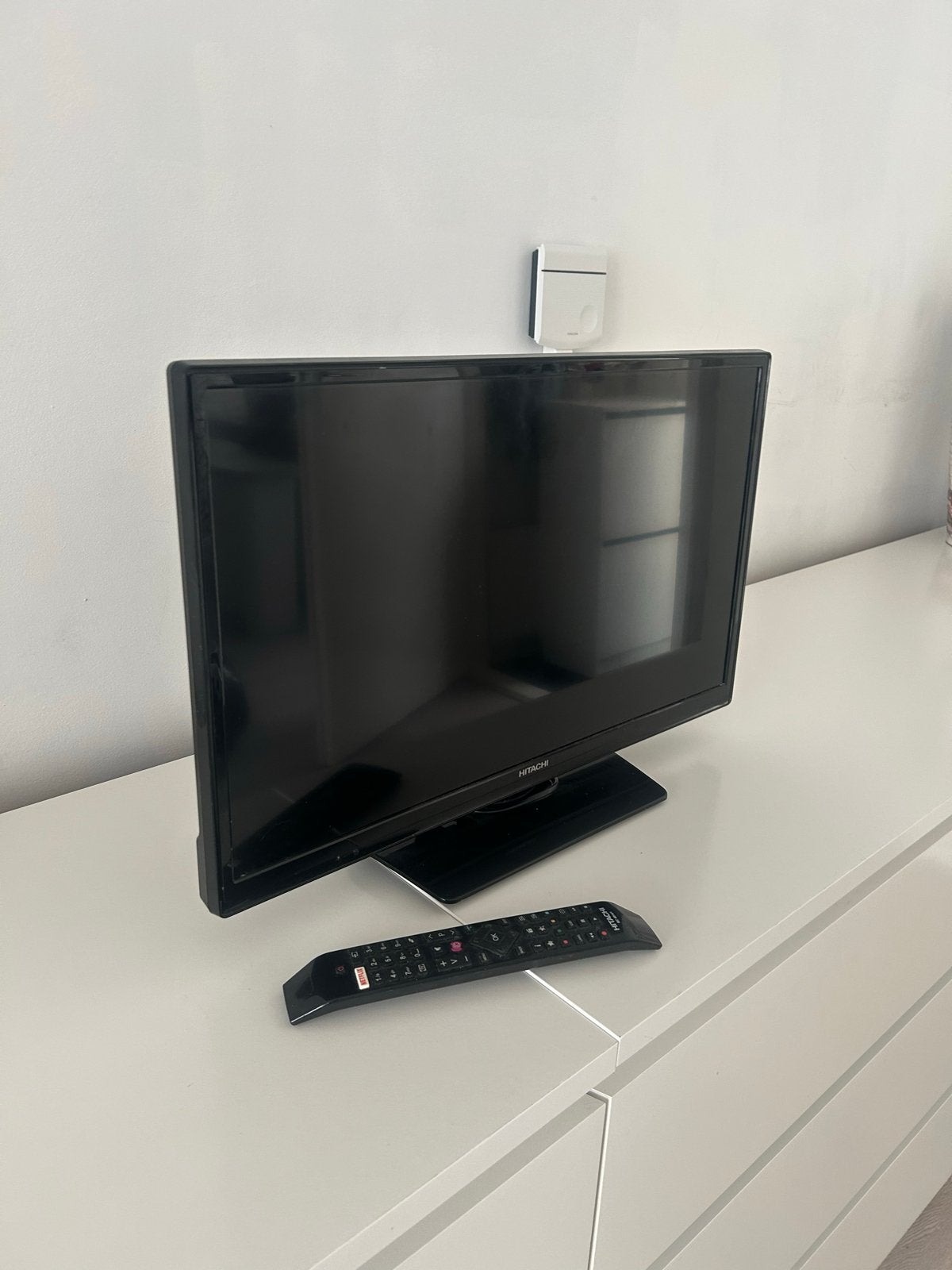 Hitachi 24HB4J65 24 inch HD Ready TV met ingebouwde DVD-spel, Overige merken, 50 Hz, HD Ready (720p), Ophalen of Verzenden