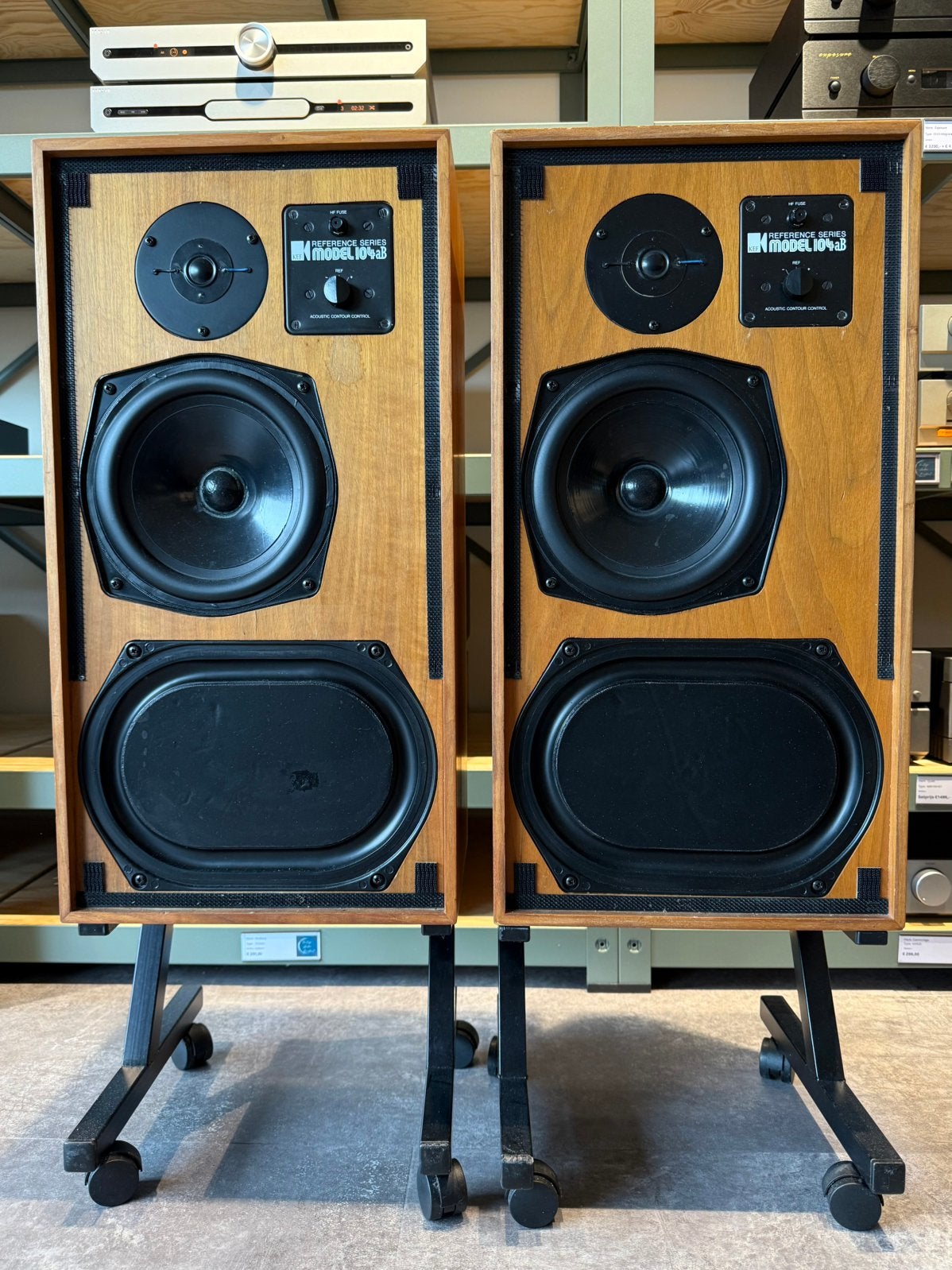 KEF 104aB, zeer mooi, incl.stands, met garantie