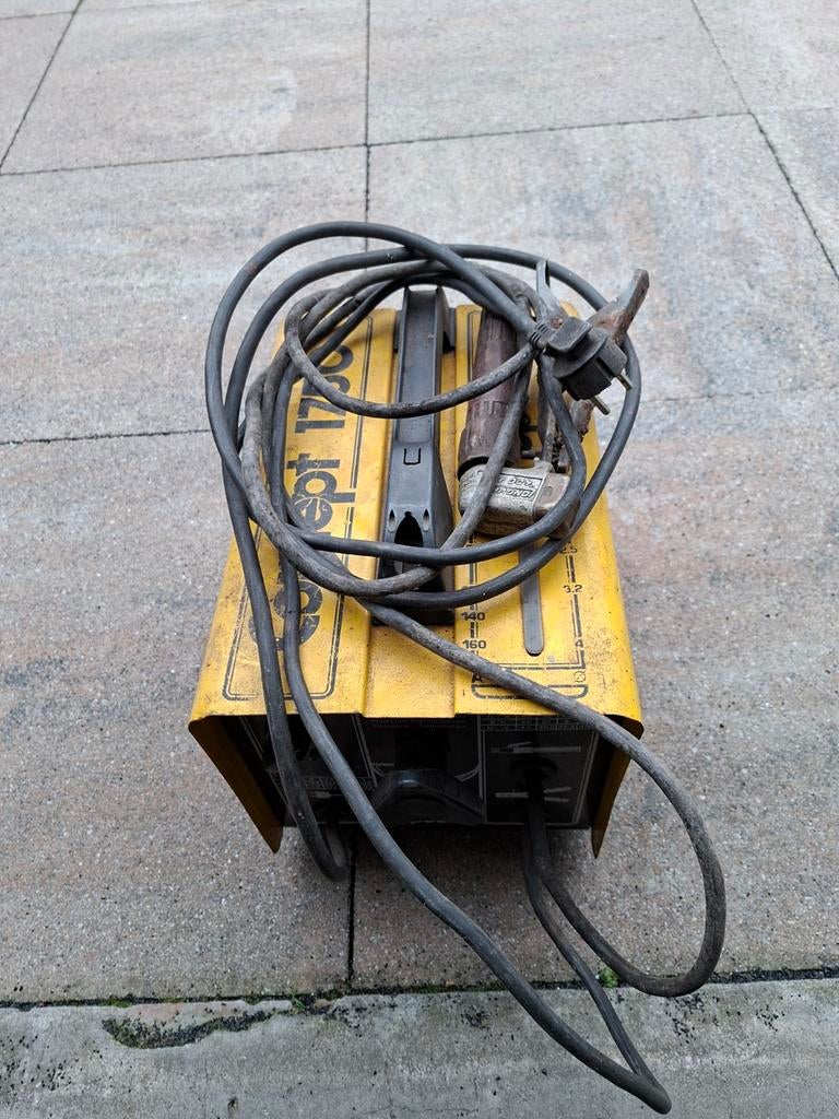 Gebruikte lasapparaat met laskap en toebehoren, Ophalen, Gebruikt, Minder dan 150 ampère, Elektroden