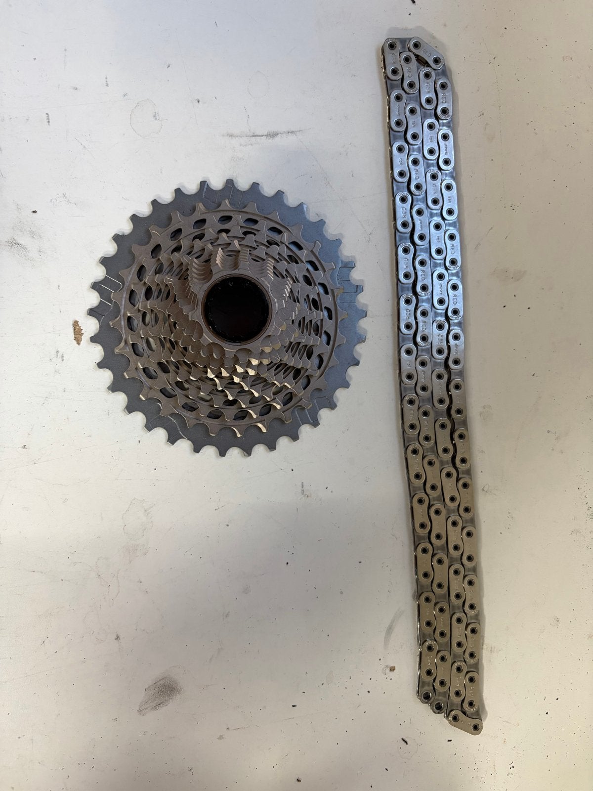 SRAM RED 10-33T 12 SPD XDR Cassette en Ketting, Gebruikt, Staal, Ophalen of Verzenden, Derailleur of Ketting