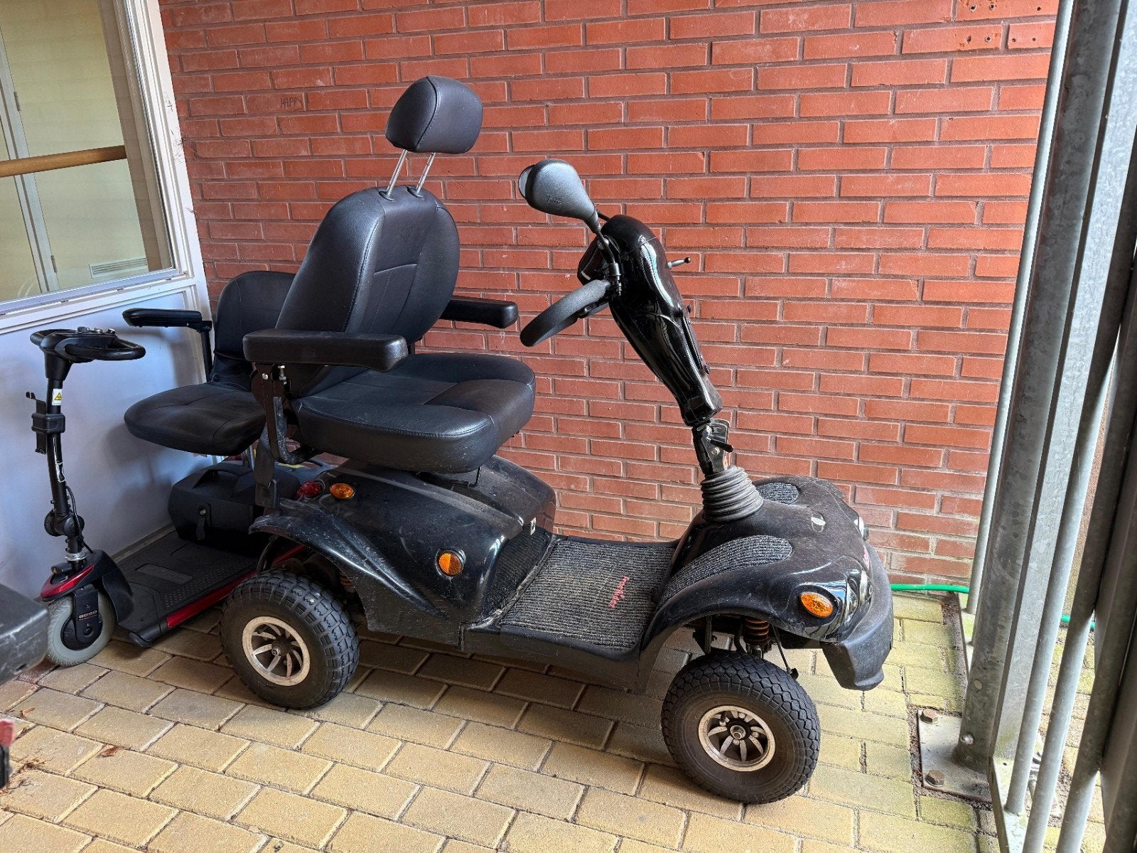 Defecte scootmobiel, Ophalen, Gebruikt