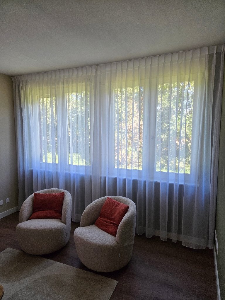 Gordijnen inbetween, Huis en Inrichting, Overige merken, Plooiafwerking, Wit, 259 cm