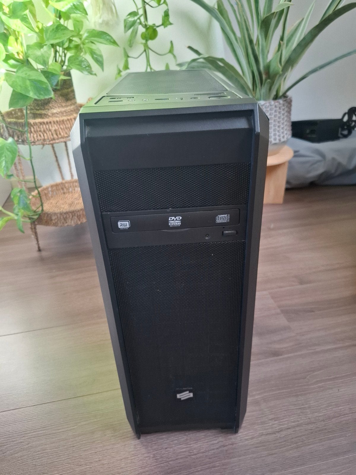 SilentiumPC Regnum RG4 Midi Tower PC Behuizing, Computers en Software, Ophalen of Verzenden, Gebruikt