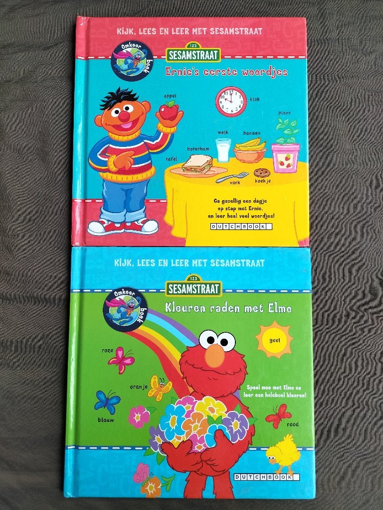 Kijk, lees en leer met Sesamstraat - 2 omkeerboekjes, Boeken, Ophalen of Verzenden, Zo goed als nieuw, Sesamstraat