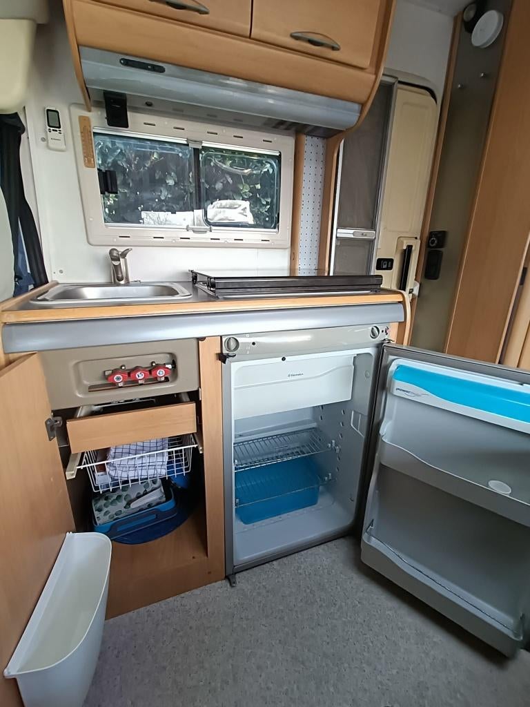 Foto 17 van Topstaat: 6-persoons Hymer BR598 camper | APK: maart 2027
