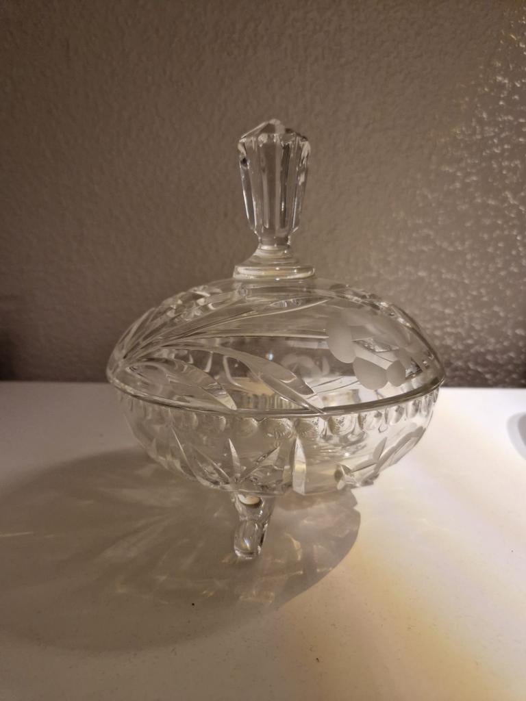 Kristallen Bonbonnière met Deksel en Voetjes, Antiek en Kunst, Ophalen of Verzenden