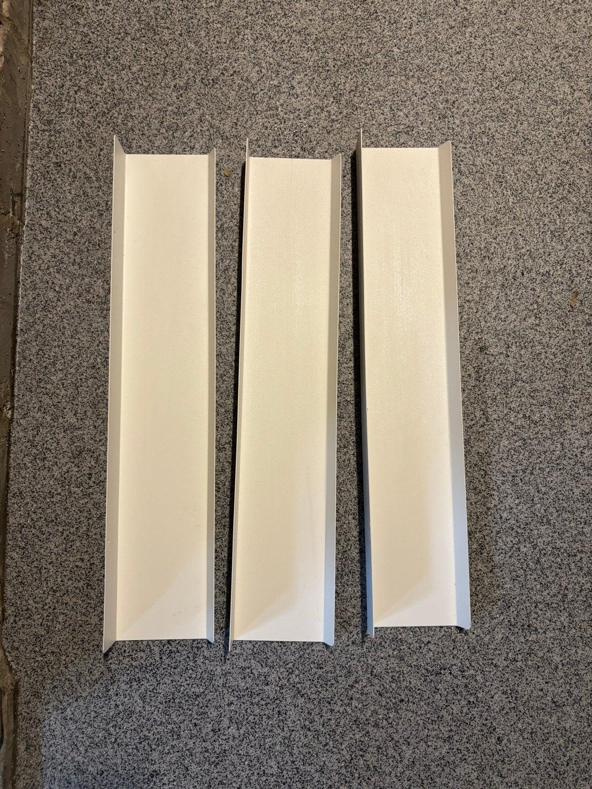 IKEA BESTÅ ophangrails (3 stuks), Ophalen, Zo goed als nieuw