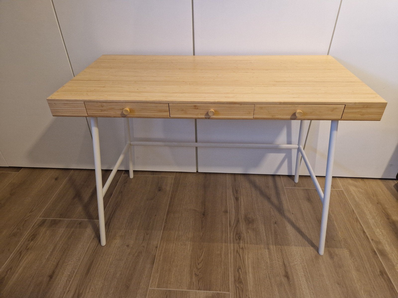 LILLÅSEN Bureau Bamboe Ikea ZGAN
Bureau, bamboe,102x49 cm i, Ophalen, 74 cm, Zo goed als nieuw, IKEA