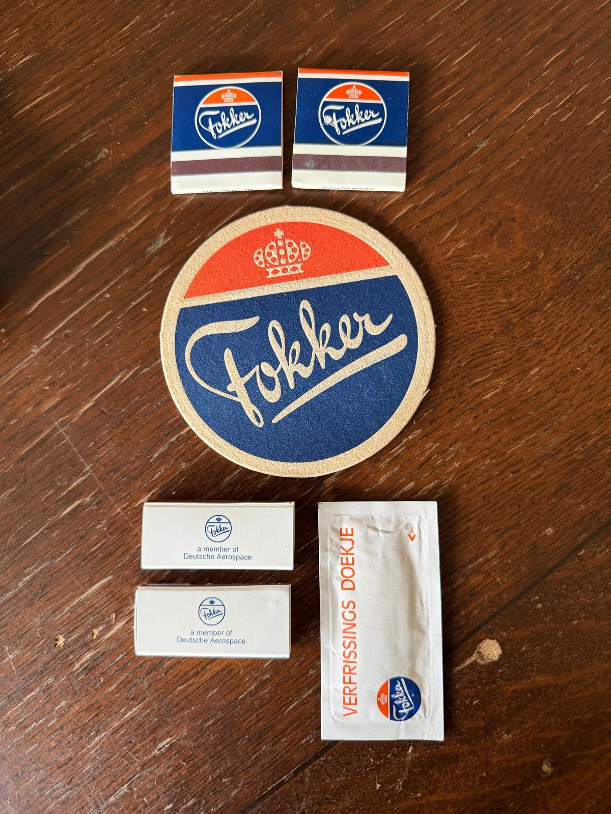 Fokker verzameling: bierviltje, lucifers, verfrissingsdoekje, Verzamelen, Ophalen of Verzenden, Zo goed als nieuw, Gebruiksvoorwerp