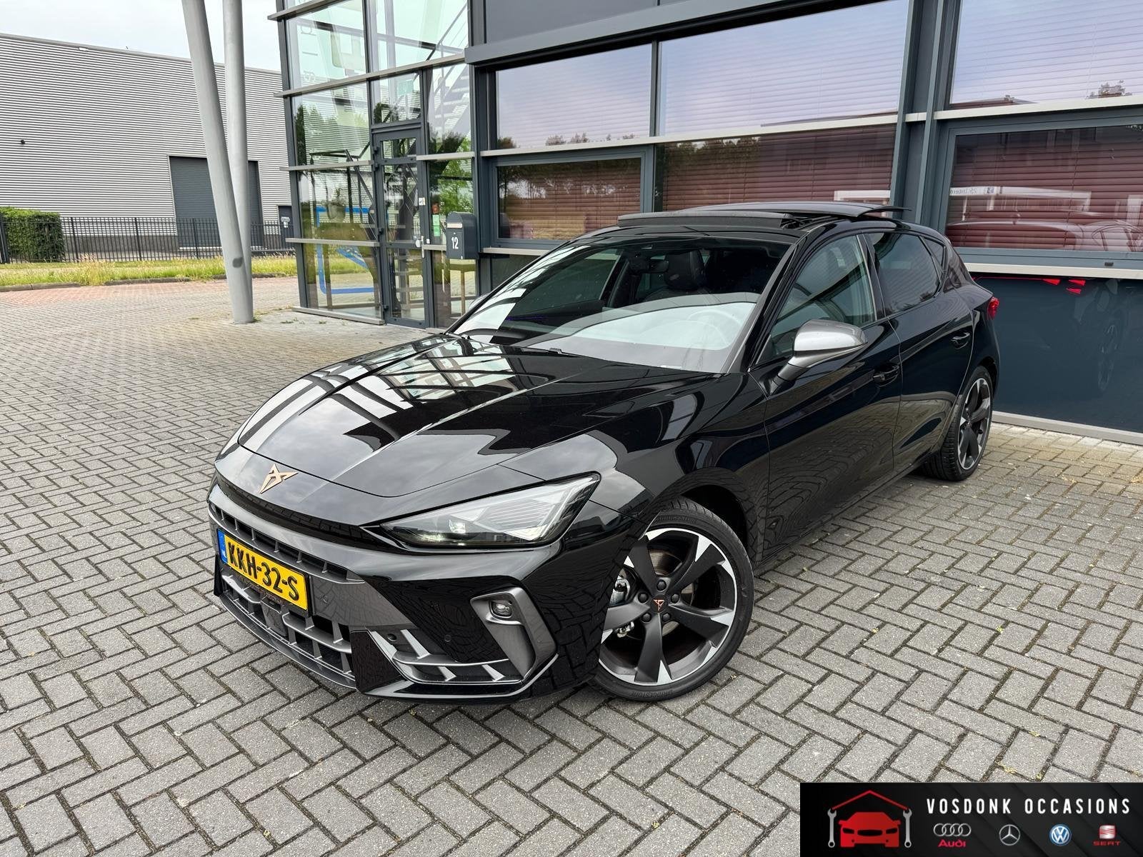 Cupra León
