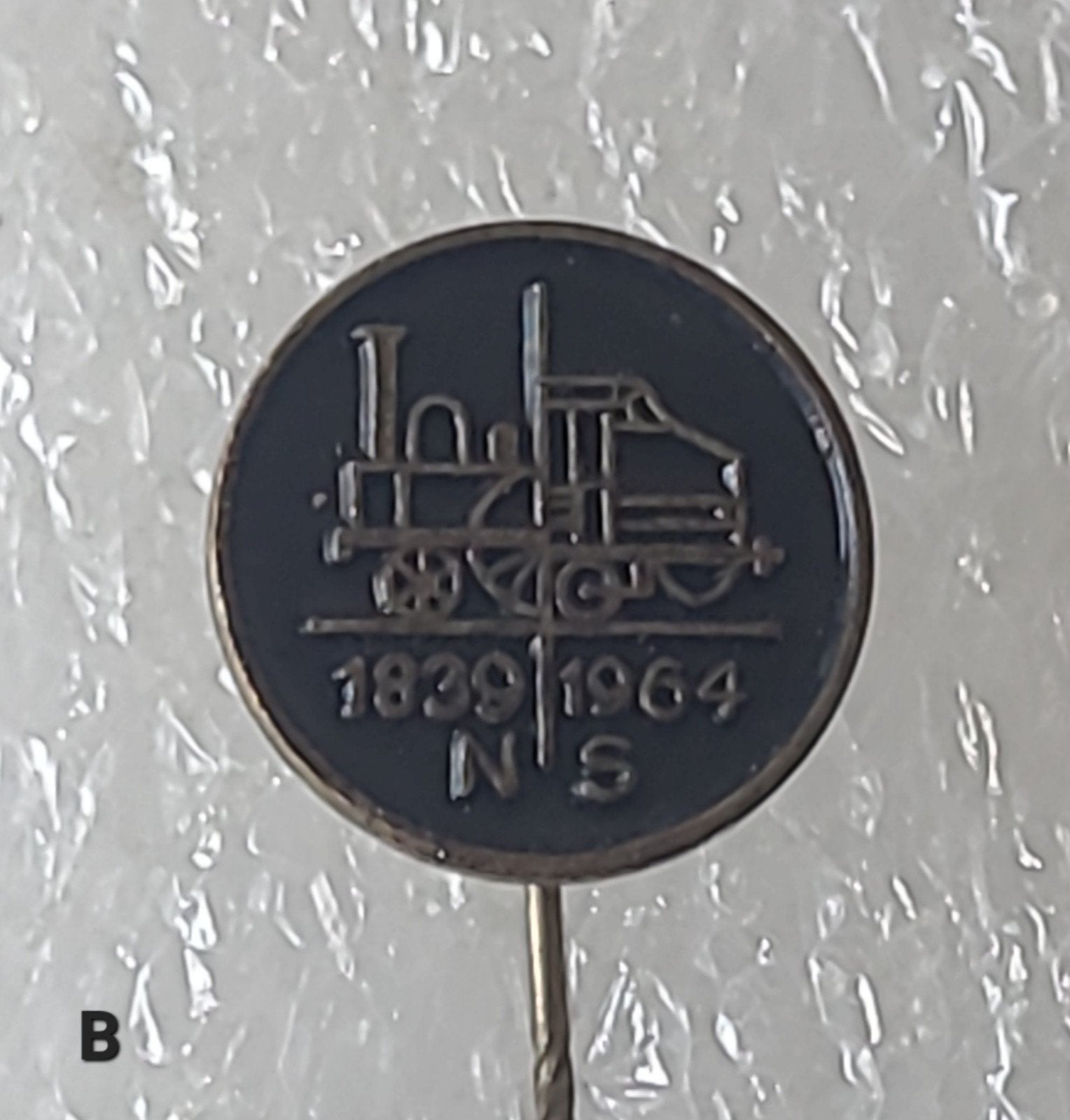 Vintage NS Speldje 1839-1964 Zwart - Trein Pin, Verzenden