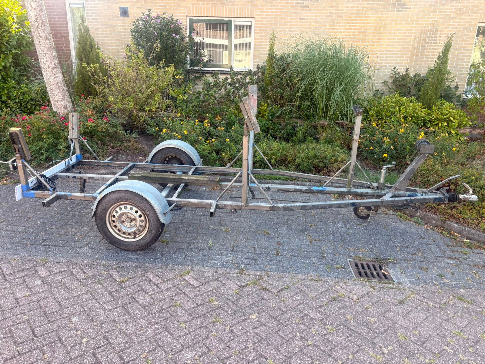 Grote zeilboot trailer met verlichting, Watersport en Boten, Boottrailers, Ophalen, Zo goed als nieuw, Minder dan 6 meter