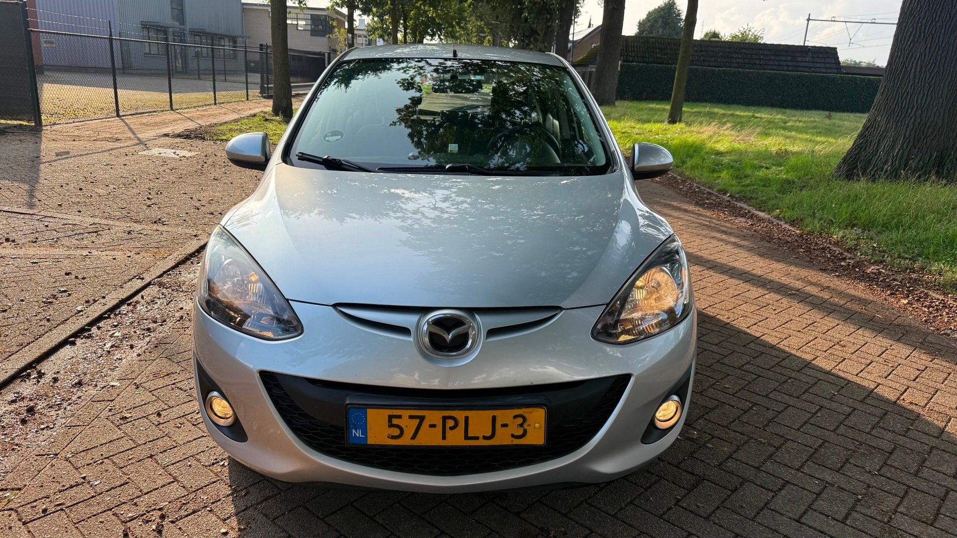 Mazda 2 1.3 TS Plus 2011 Nieuwe Apk Nette Auto, Voorwielaandrijving, Euro 5, Gebruikt, 31 €/maand