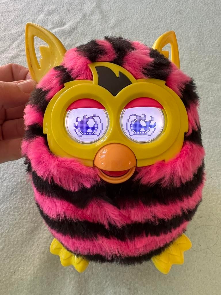 Hasbro Furby boom interactief 2012-2013 stripes, Ophalen of Verzenden, Zo goed als nieuw, Overige typen