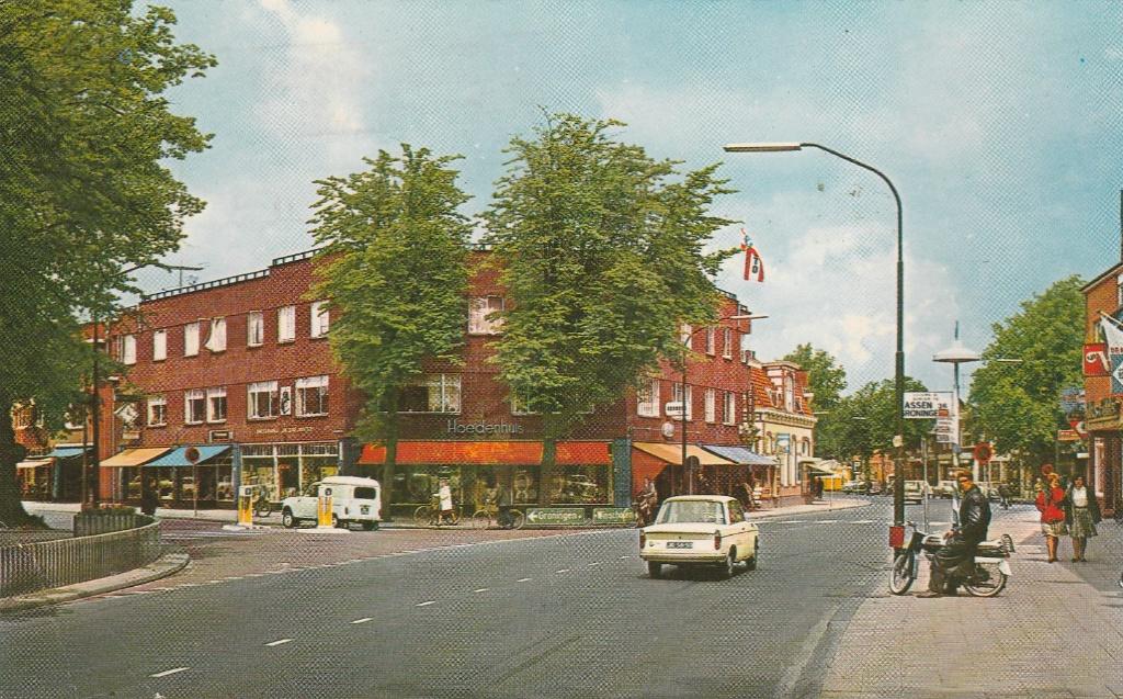 Emmen    Hoofdstraat, Ophalen of Verzenden, 1940 tot 1960, Gelopen, Drenthe