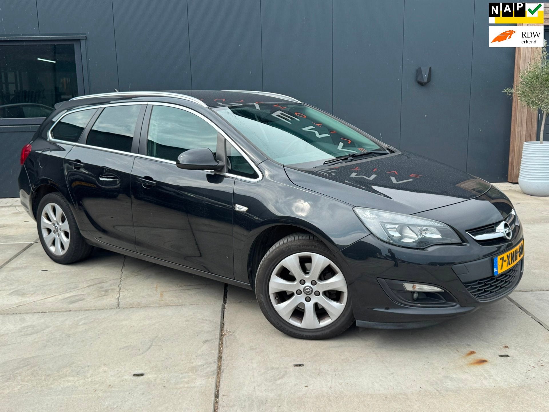 Opel Astra Sports Tourer 1.6 CDTi Business + Airco Clima 201, Voorwielaandrijving, Gebruikt, 4 cilinders, Zwart