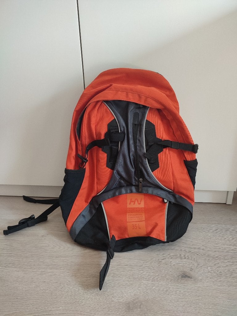Compacte rugtas met laptopvak en AIR techniek, Sieraden, Tassen en Uiterlijk, Tassen | Rugtassen, Gebruikt, 25 tot 40 cm, Ophalen of Verzenden