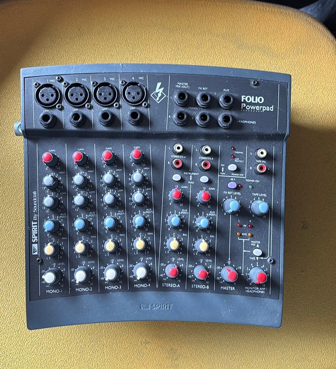 Powermixer Folio Spirit by siundcraft, Ophalen of Verzenden, Gebruikt, 5 tot 10 kanalen, Microfooningang