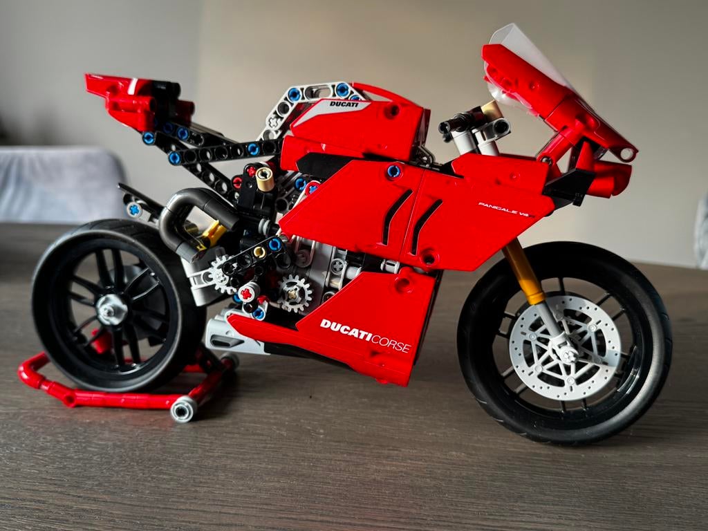 Ducati Panigale V4R LEGO 42107, Ophalen of Verzenden, Zo goed als nieuw, Motor