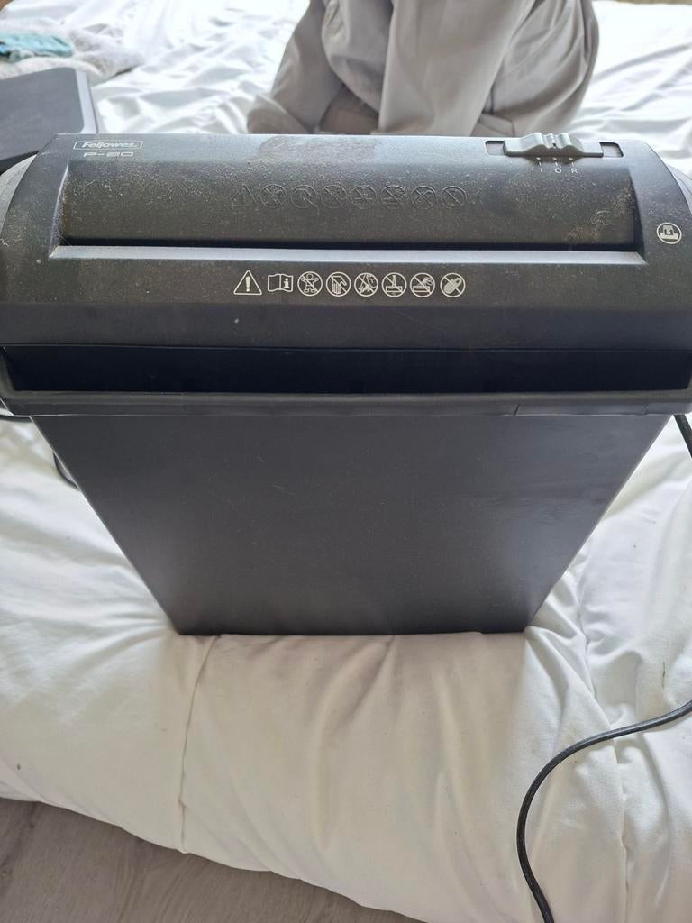 Fellowes P-20 papierversnipperaar, Ophalen of Verzenden, Gebruikt