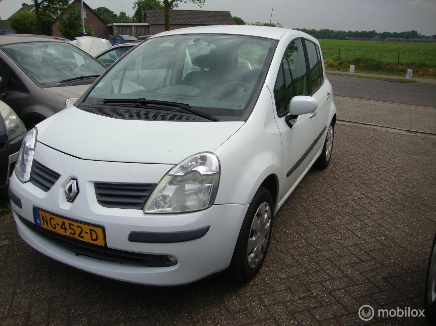 Renault Modus 1.6-16V Air automaat, Auto's, Gebruikt, 4 cilinders, Wit, Bedrijf