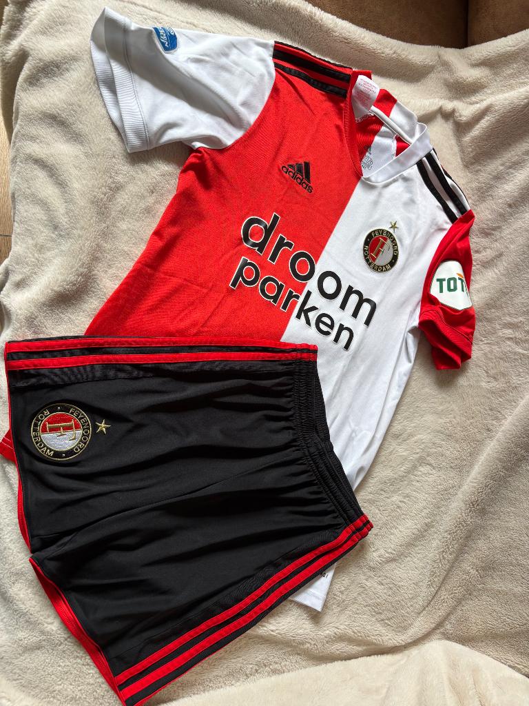 Feyenoord tenue, maat 176, Adidas, Jongen of Meisje, Sport- of Zwemkleding, Ophalen of Verzenden