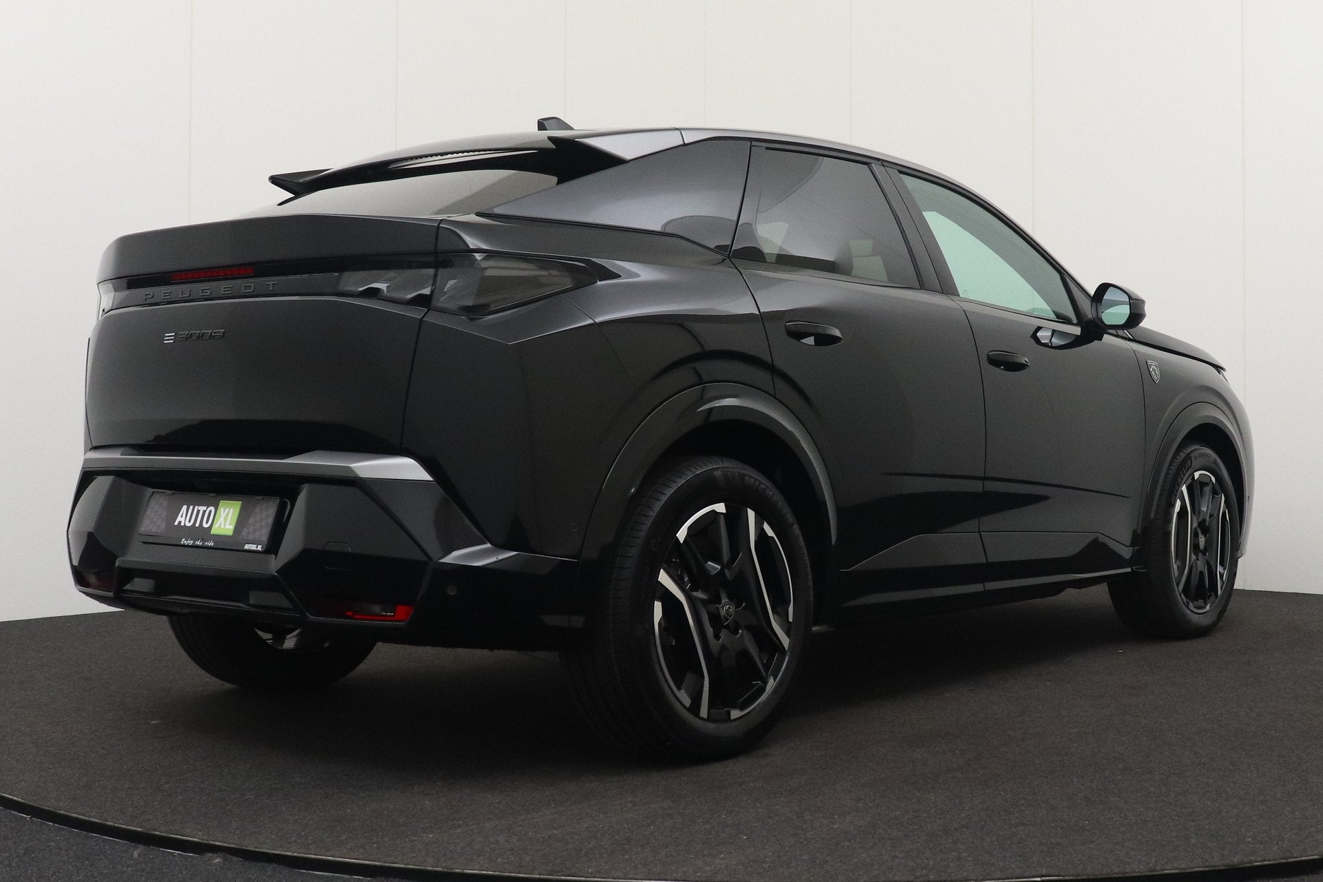 Peugeot E-3008 GT 210 73 kWh NIEUW! 360*Camera Head-Up Displ, Auto's, Dealer onderhouden, Gebruikt, Zwart, Leder en Stof