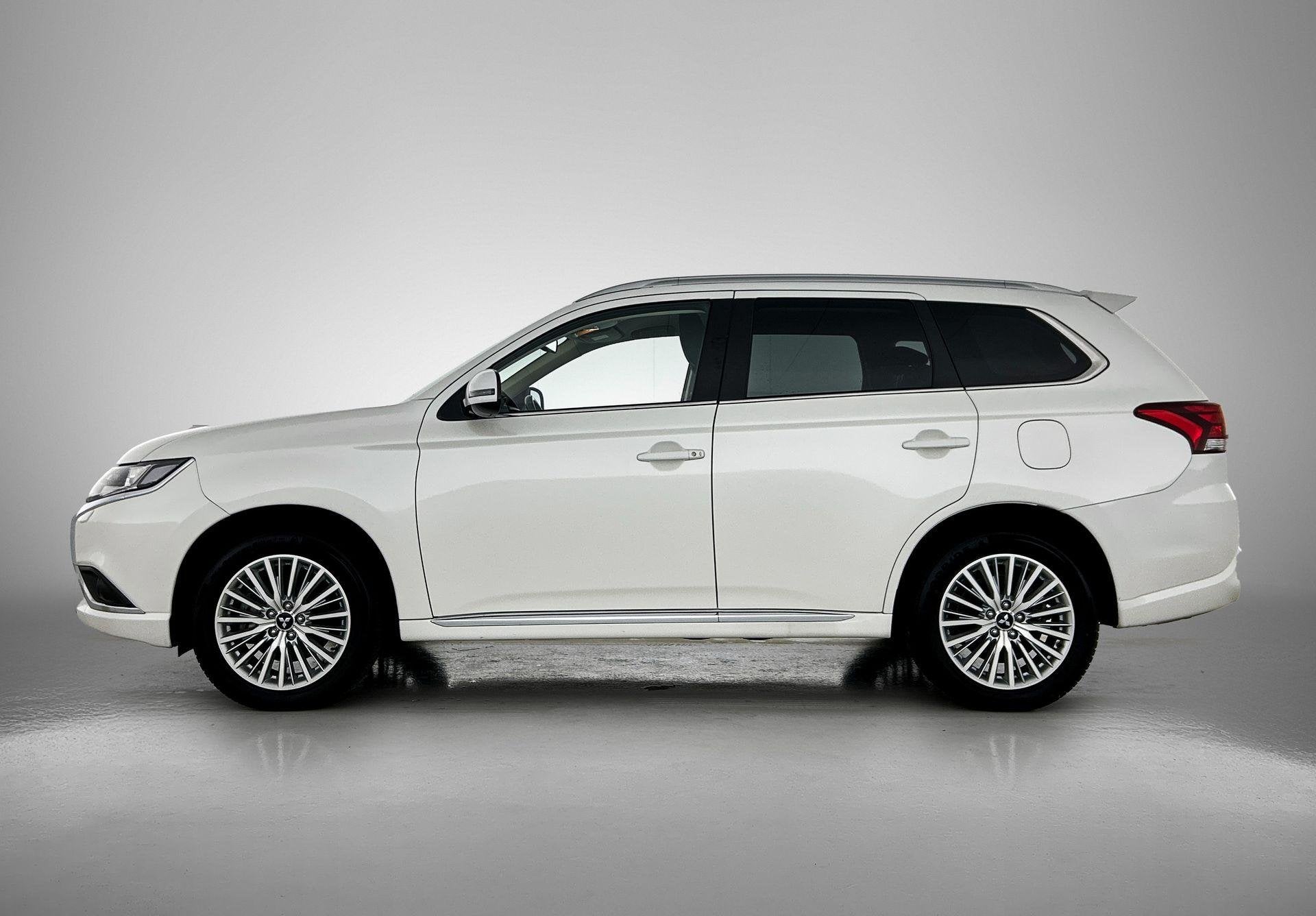 Mitsubishi Outlander 2.4 PHEV Pure, Automaat, 12 maanden, Euro 6, 4 cilinders