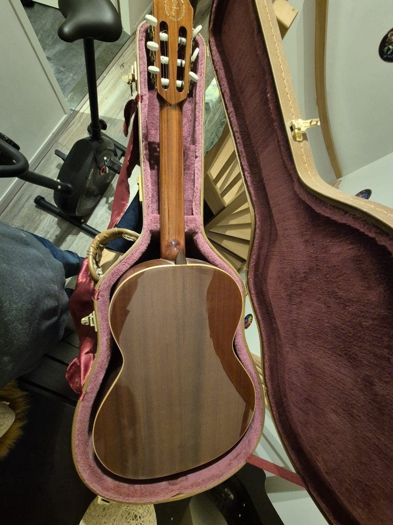 Alhambra 2C Cedro | Prachtige Spaanse klassieke gitaar, Ophalen, Gebruikt, Klassieke of Spaanse gitaar