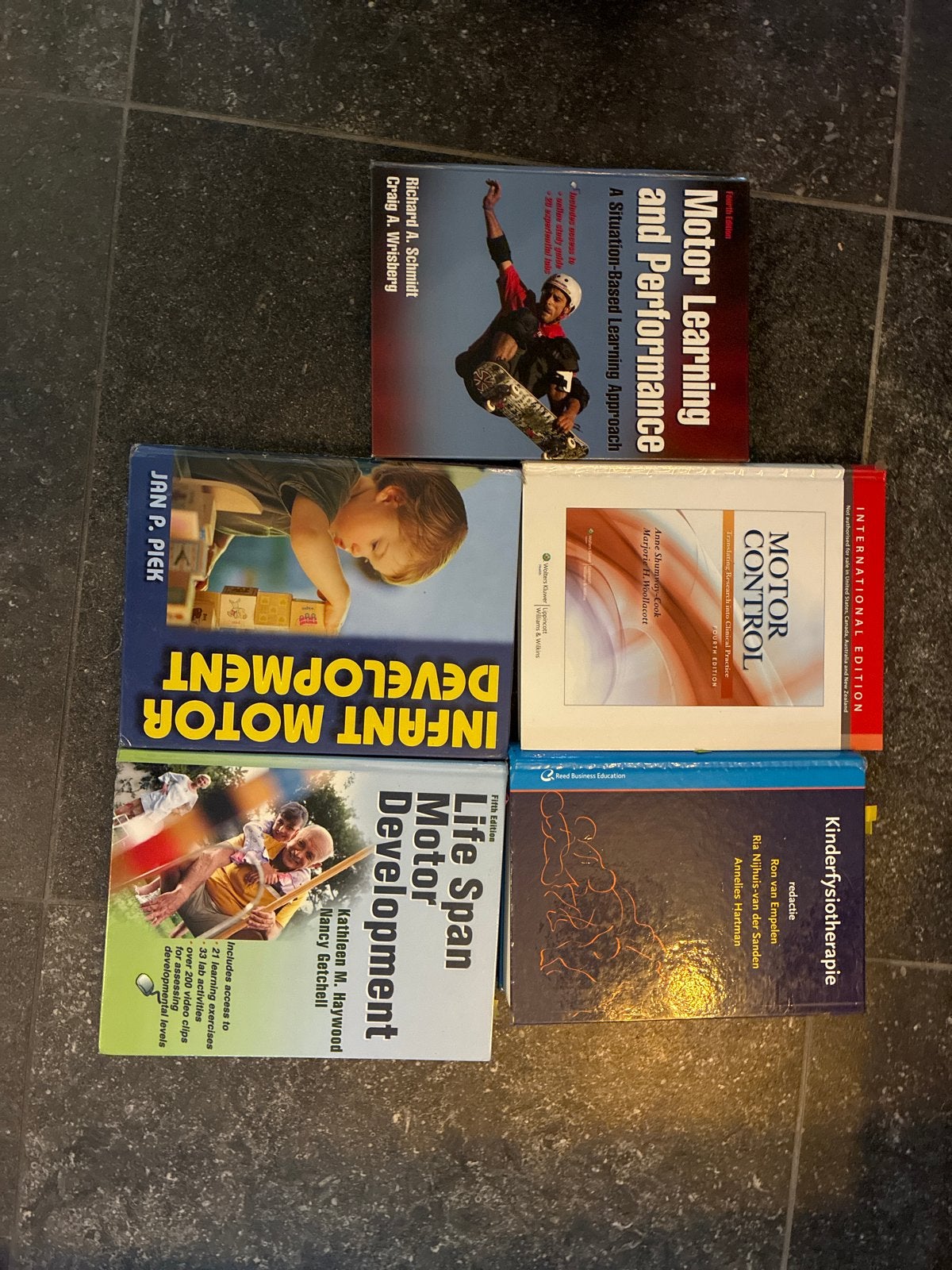 Diverse boeken over motorische ontwikkeling en fysiotherapie, Boeken, Studieboeken en Cursussen, Ophalen of Verzenden, Beta, Gelezen