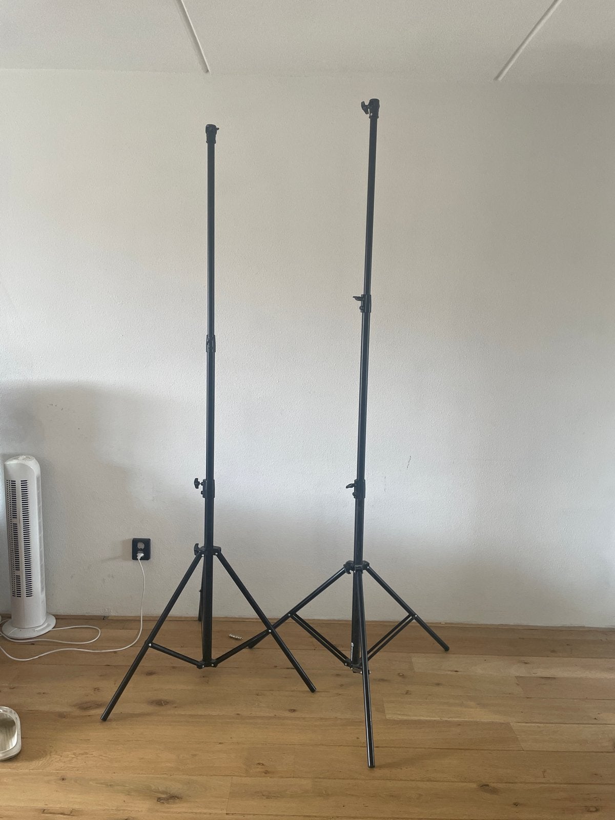 Bresser witte achterwand (rol) met statieven, Audio, Tv en Foto, Fotografie | Fotostudio en Toebehoren, Ophalen, Gebruikt, Inclusief statief