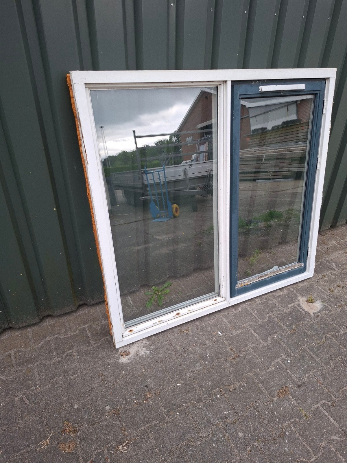 Te koop 3 hardhouten kozijnen met dubbelglas., Ophalen, Gevelraam of Ruit, Gebruikt, 120 tot 160 cm
