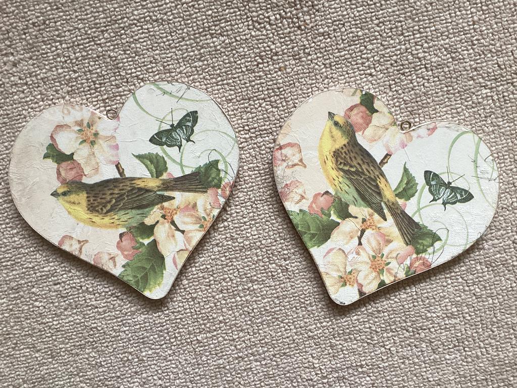 Vogel - Hart hanger twee stuks // hoog 16 cm, Ophalen of Verzenden, Zo goed als nieuw, Dier