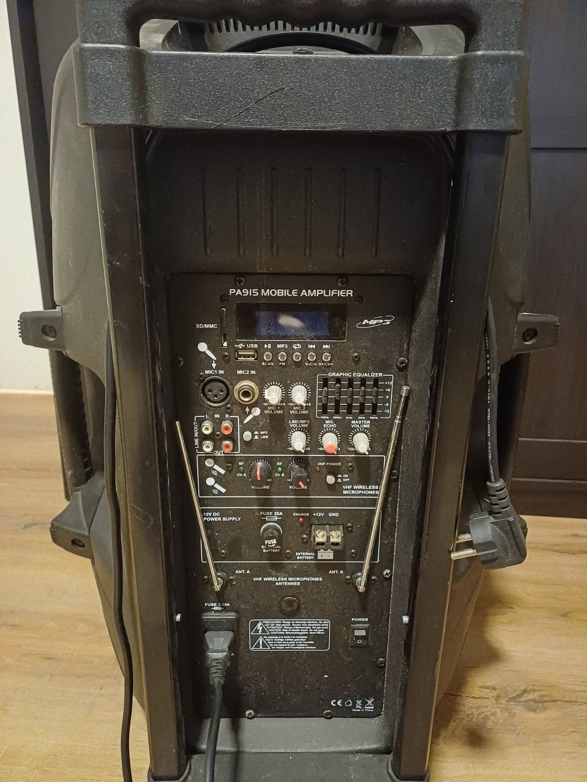 Skytec PA915 Mobiele Versterker/Party Speaker, Gebruikt, Party speaker, Inclusief microfoon, Ophalen of Verzenden