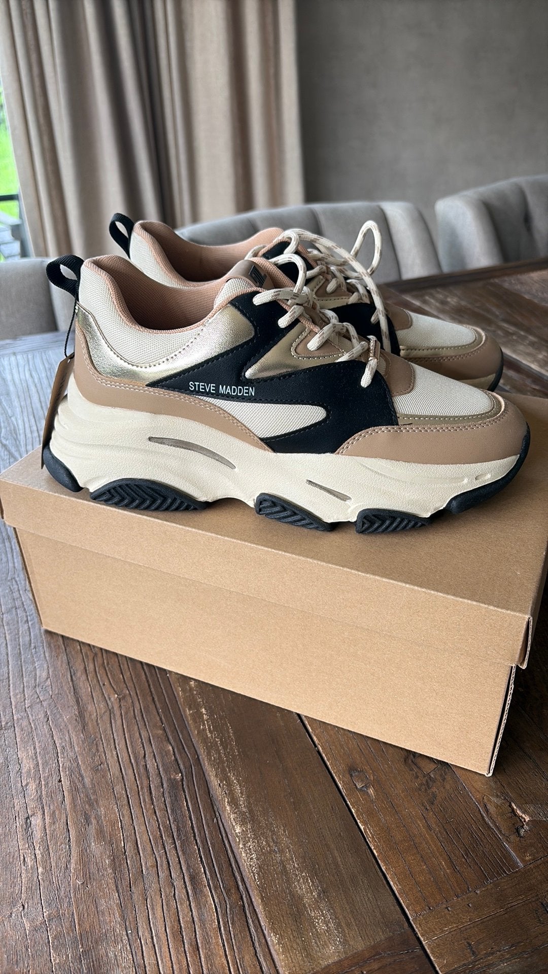 Steve madden, Ophalen of Verzenden, Zo goed als nieuw, Sneakers of Gympen